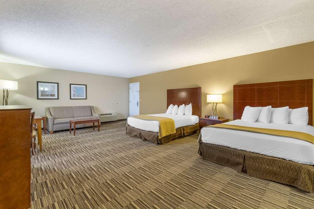 Best Western Sunday House Inn Kerrville Oda fotoğraf
