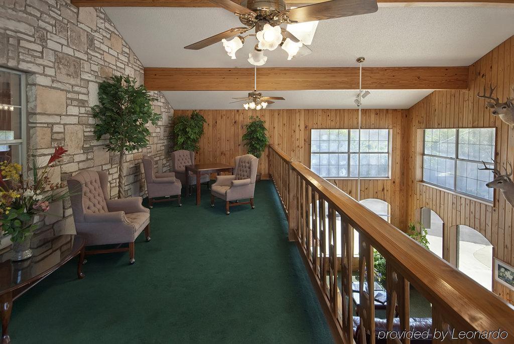 Best Western Sunday House Inn Kerrville İç mekan fotoğraf