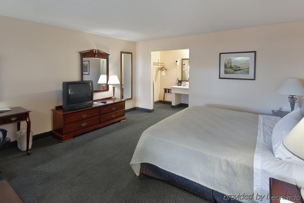 Best Western Sunday House Inn Kerrville Oda fotoğraf